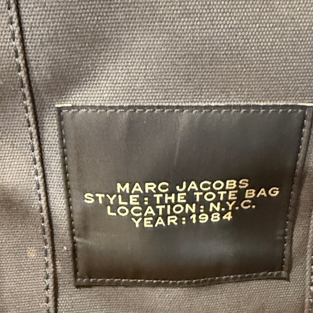Marc Jacobs Tote Bag in Slate Gray Canvas with White Logo - Picture 6 of 10